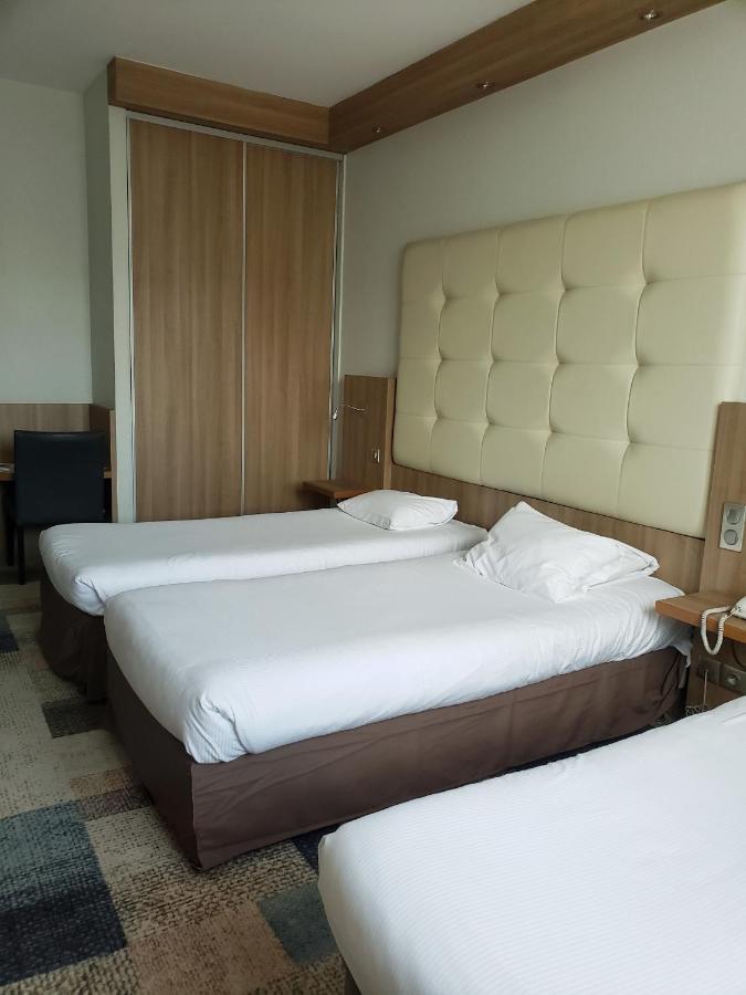 Kyriad Centre 3* Tours